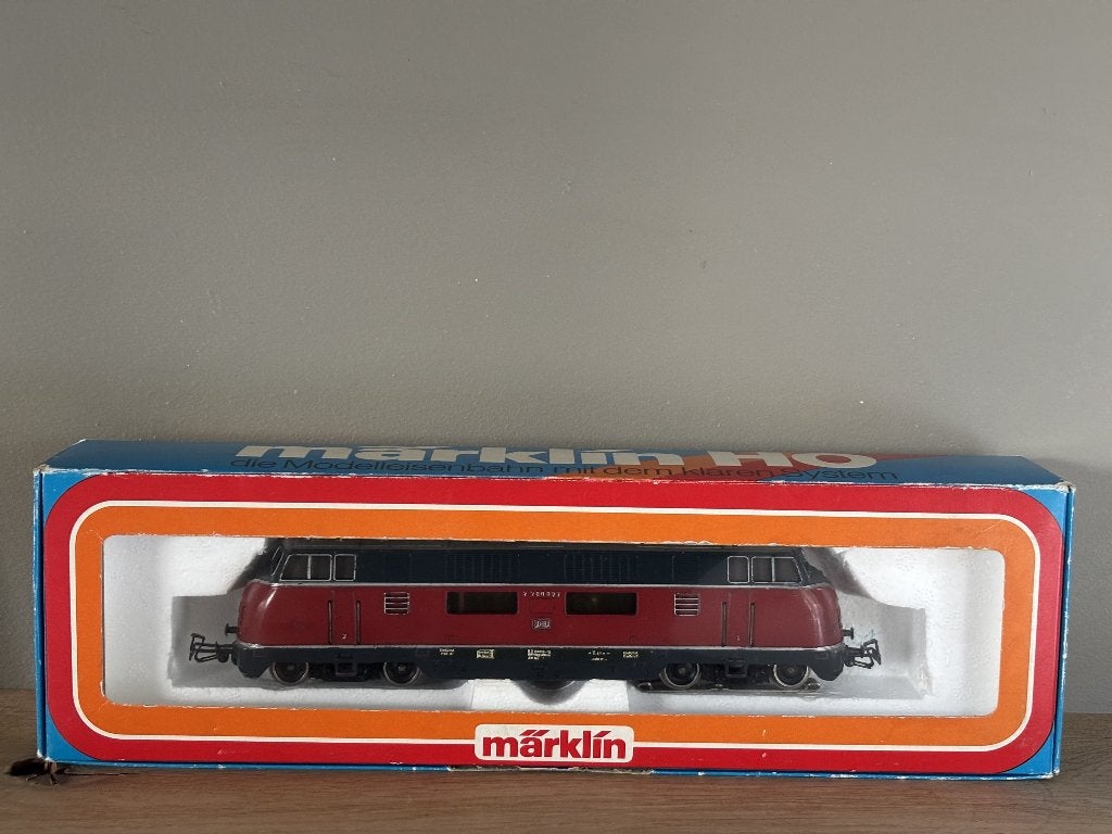 Märklin 3021 V200 originele doos + handleiding, Hobby en Vrije tijd, Modeltreinen | H0, Wisselstroom, Gebruikt, Locomotief, Ophalen of Verzenden