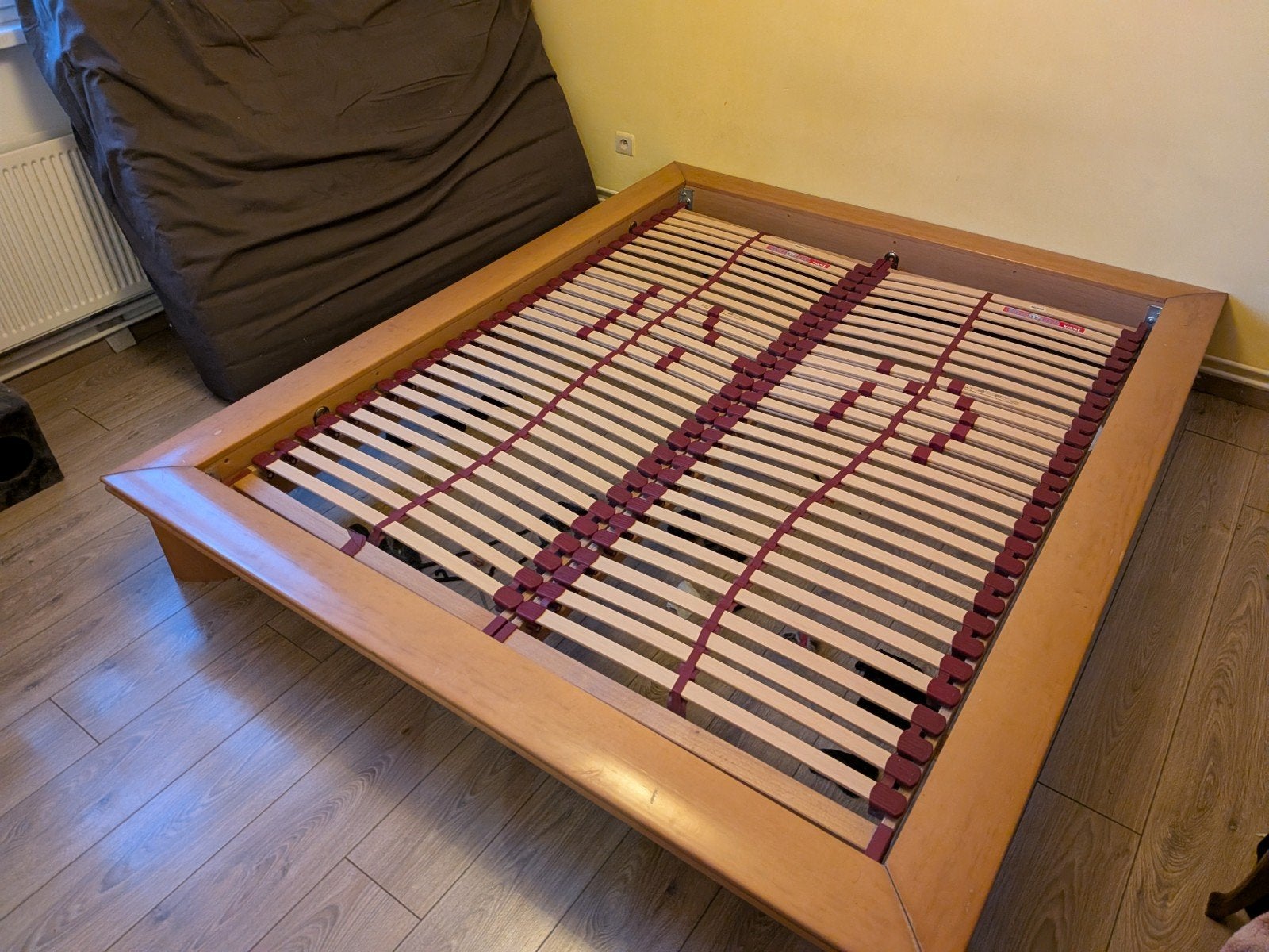 Bedframe+lattenbodem GRATIS, Huis en Inrichting, Ophalen