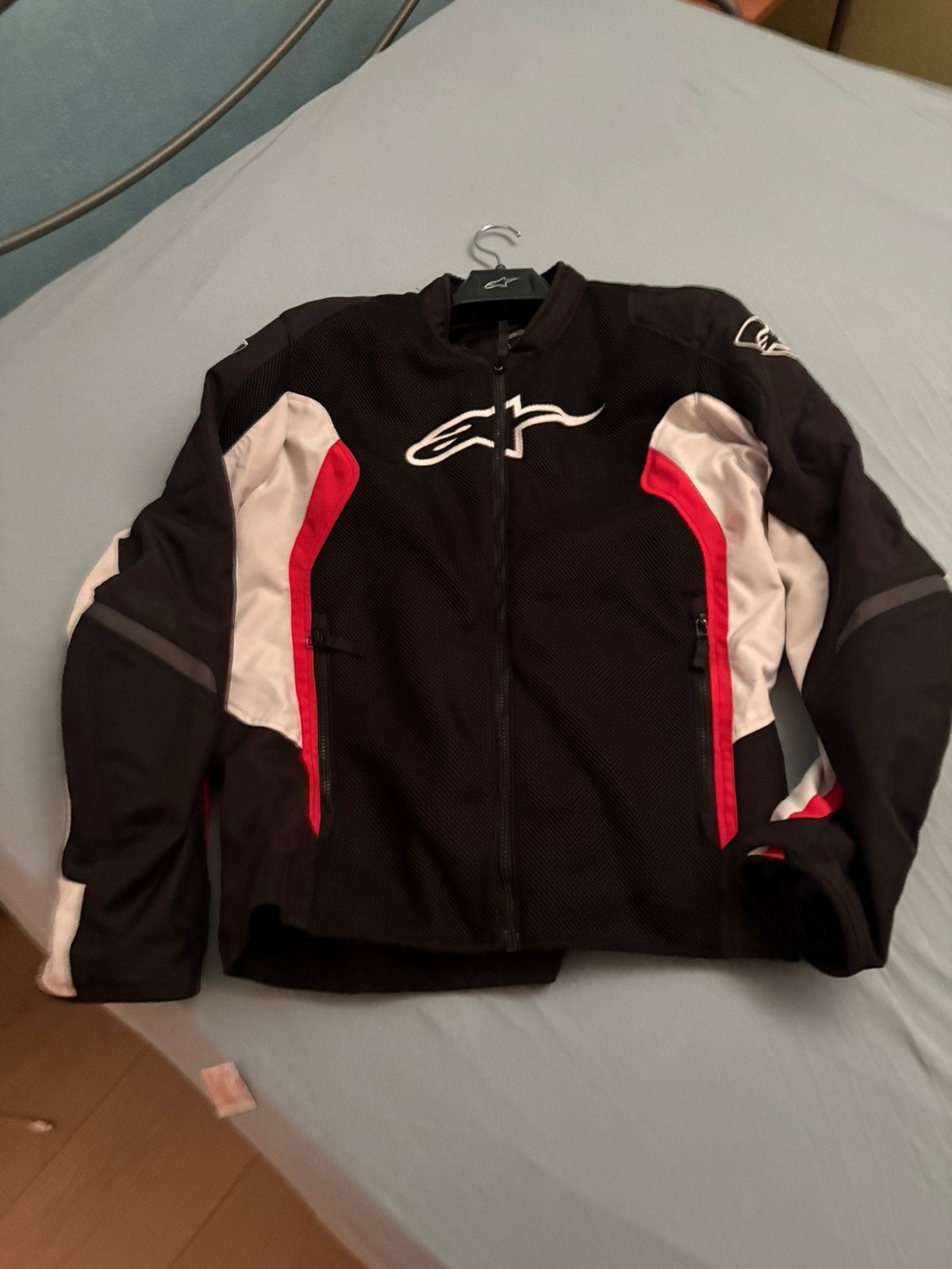 Veste moto, Motoren, Ophalen