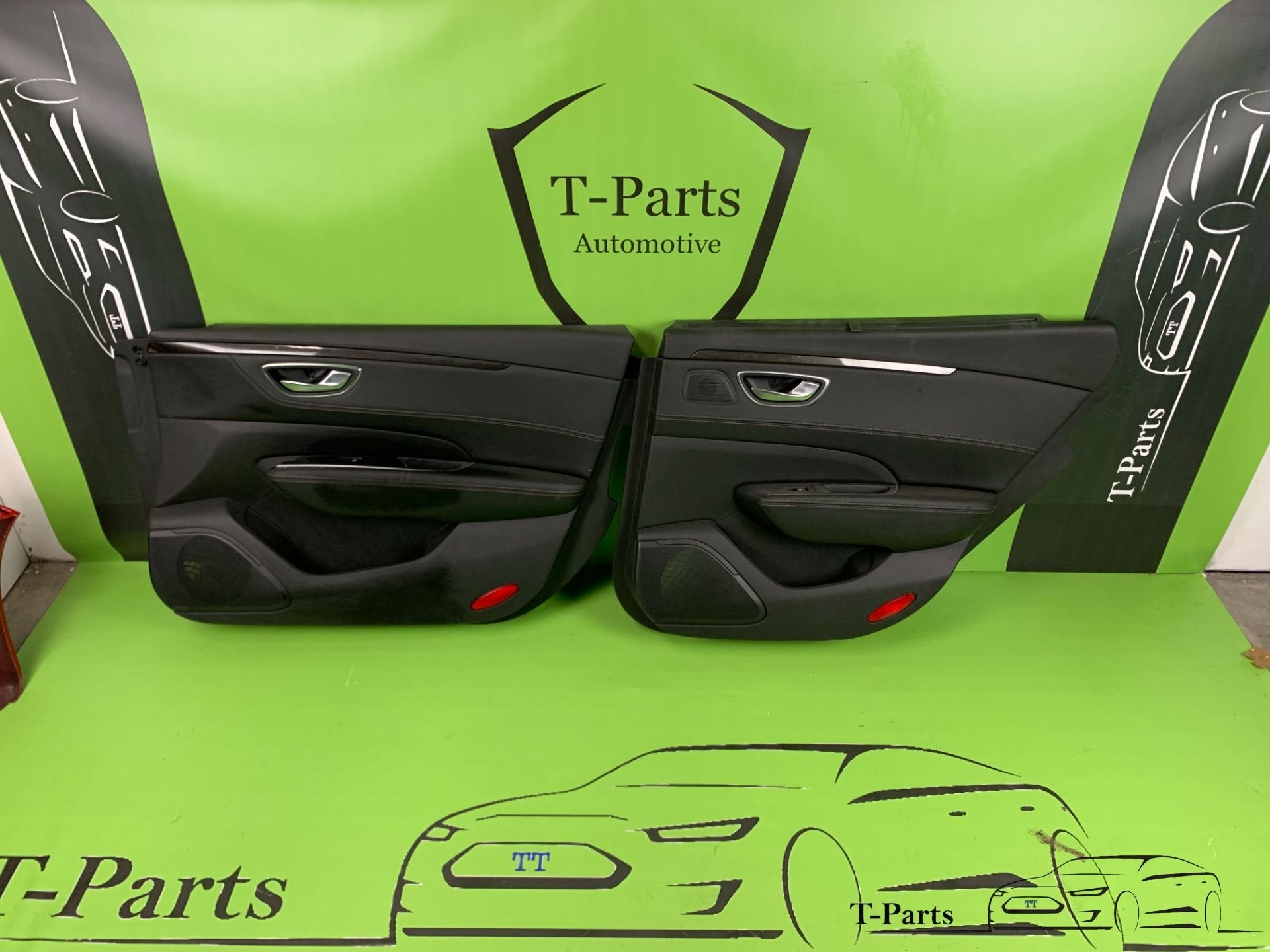 renault talisman rechts deur paneel bekleding 829006576r, Info@fabrikant.eu, Renault, Fabrikantstraat 1
1000 AA  Amsterdam, Fabrikant BV