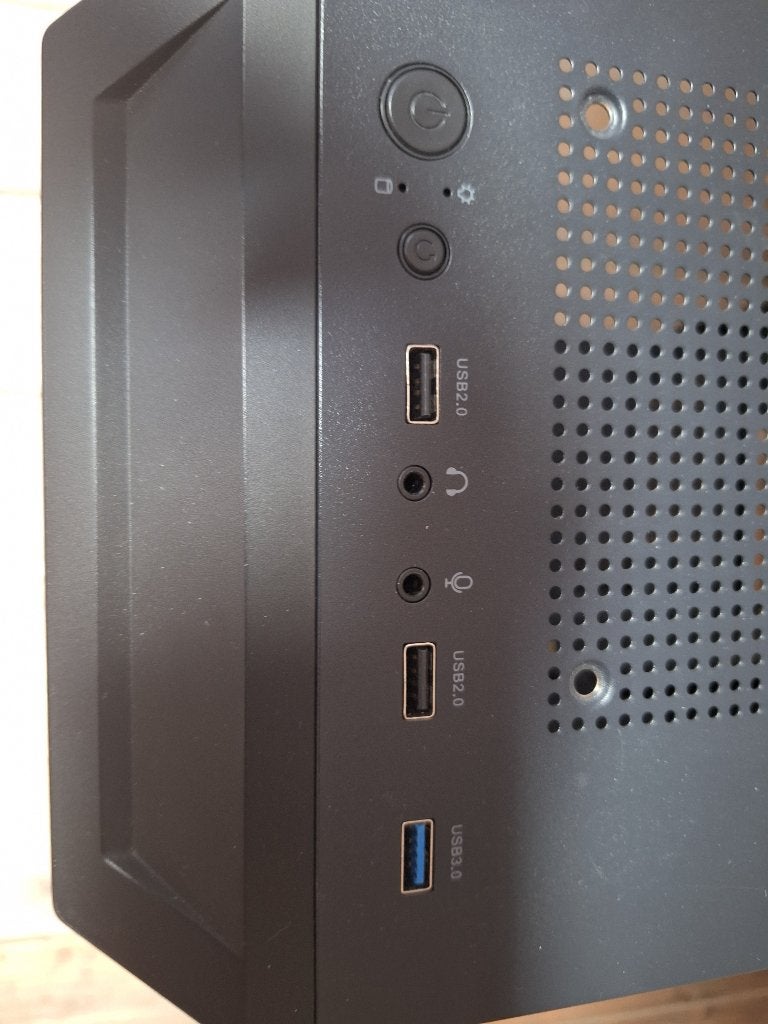 Antec NX200M – Boîtier PC Micro-ATX, Informatique & Logiciels, Enlèvement, Utilisé