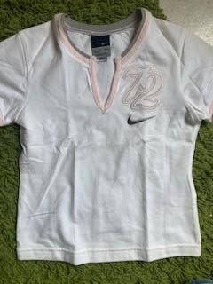 Nike t-shirt, maat 128-140, wit/roze, Kinderen en Baby's, Kinderkleding | Maat 128, NIKE, Meisje, Ophalen of Verzenden, Zo goed als nieuw