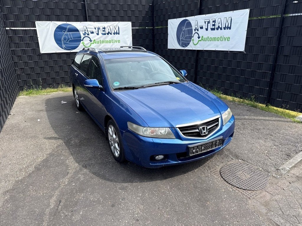 MOTORKAP Honda Accord Tourer (CM / CN) (01-2003/08-2008), Hanauer Landstraße  222-224
60314  Frankfurt am Main, DE, Honda, Gebruikt