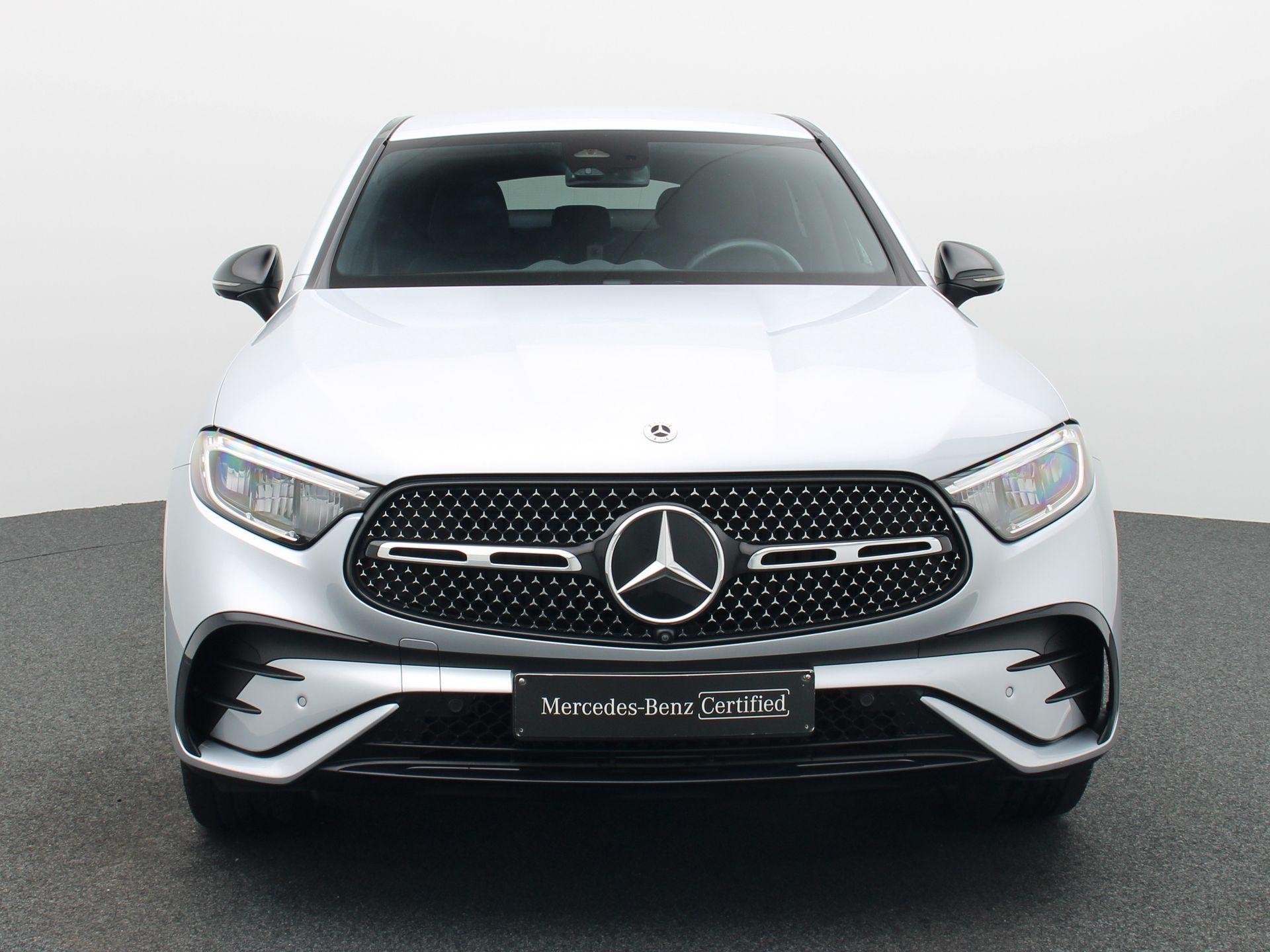 Mercedes-Benz GLC Coupé 200 4MATIC AMG Line + LEDER + SURRO, Auto's, Dealer onderhouden, Stof, Gebruikt, 4 cilinders