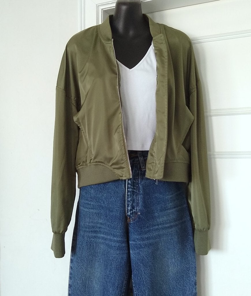 nieuw 🌟 Haily's bomberjasje, groen, maatje M, Kleding | Dames, Jassen | Zomer, Nieuw, Maat 38/40 (M), Groen, Ophalen of Verzenden