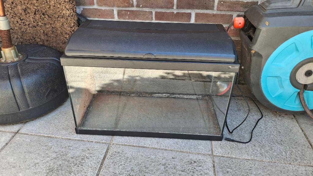 Aquarium 60cm lengte x 30cm breedte x 34cm hoogte (54 liter), Ophalen, Gebruikt, Aquatlantis, Inclusief deksel