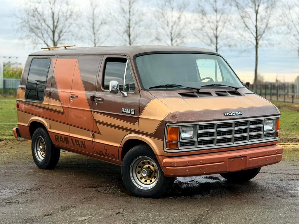 Fourgonnette Dodge Ram Boogie, Achat, 3900 cm³, Boîte manuelle, Autre carrosserie