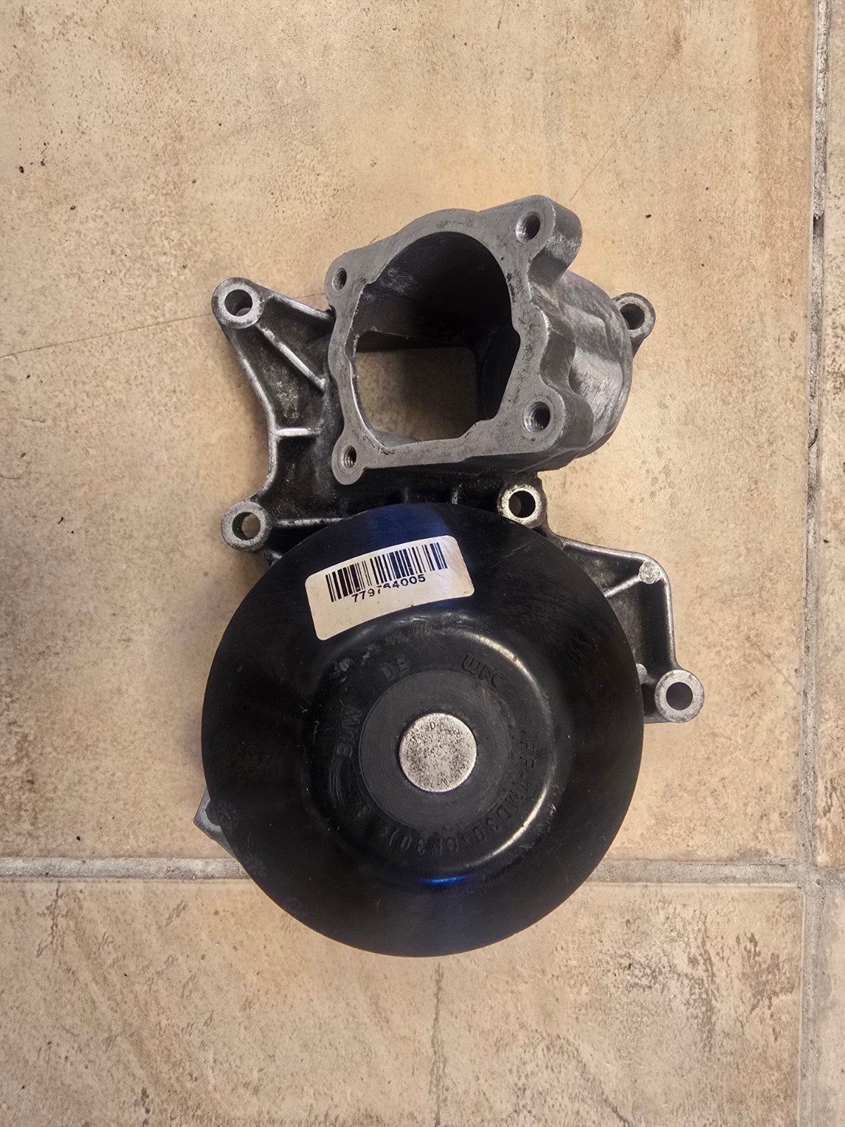 Originele BMW Waterpomp (Mechanisch)Onderdeelnummer 77974005, Auto-onderdelen, Ophalen, Gebruikt, BMW