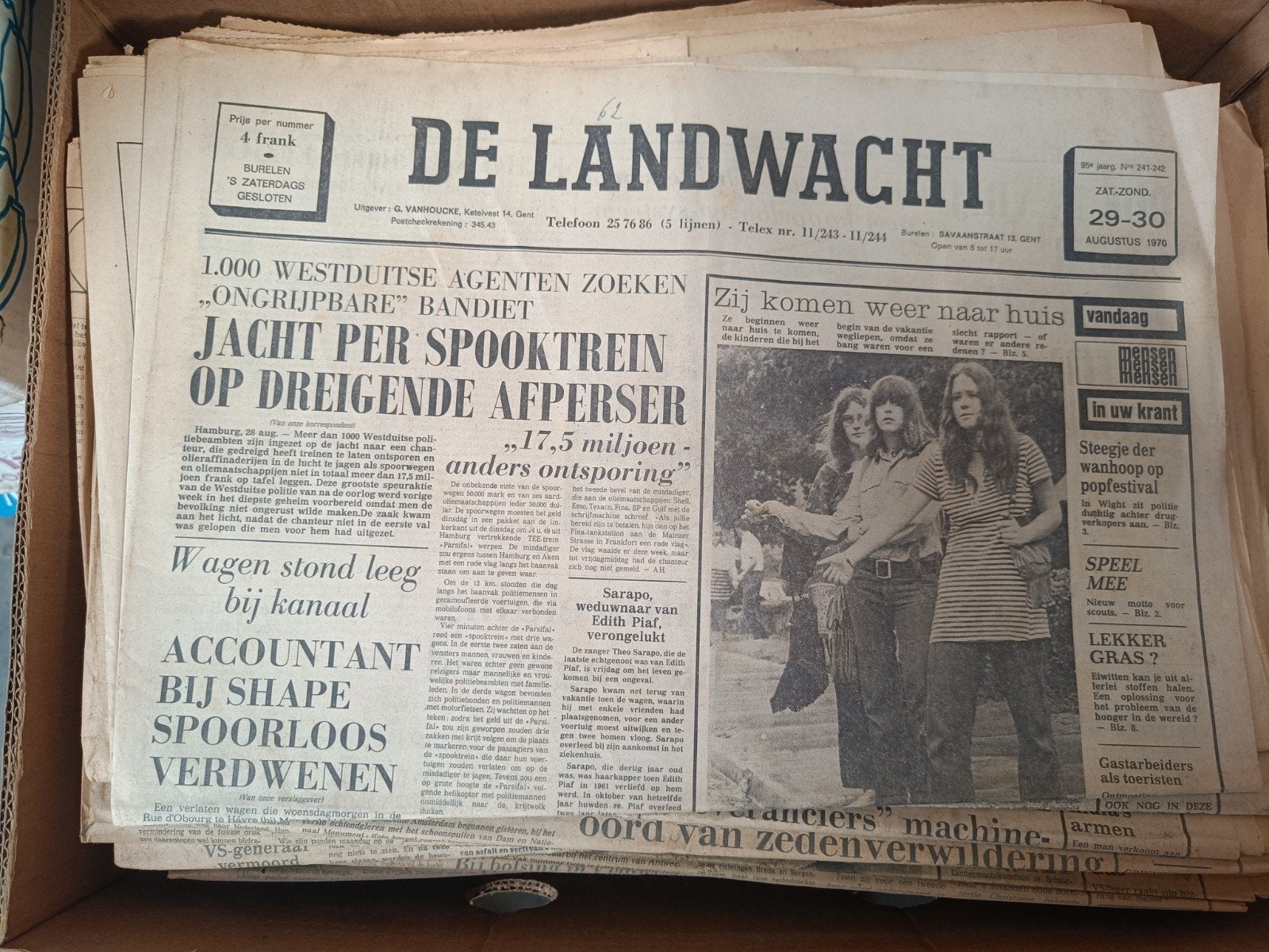 Oude kranten, Enlèvement, 1980 à nos jours, Journal
