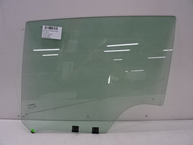 VITRE ARRIERE GAUCHE Renault Clio IV (5R) (01-2012/08-2021), Autos : Pièces & Accessoires, Vitres & Accessoires, Renault, Utilisé