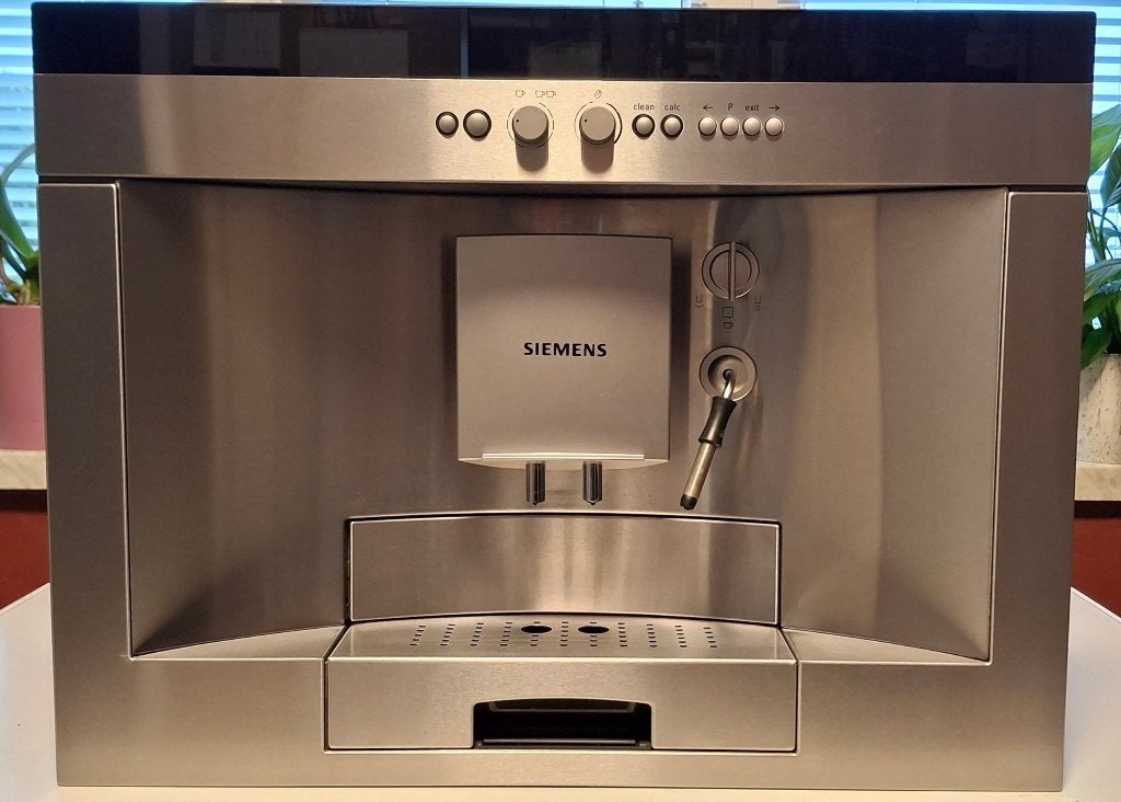 Siemens Koffiezetapparaat met bonen inbouw als nieuw, Elektronische apparatuur, Ophalen, 10 kopjes of meer, Afneembaar waterreservoir