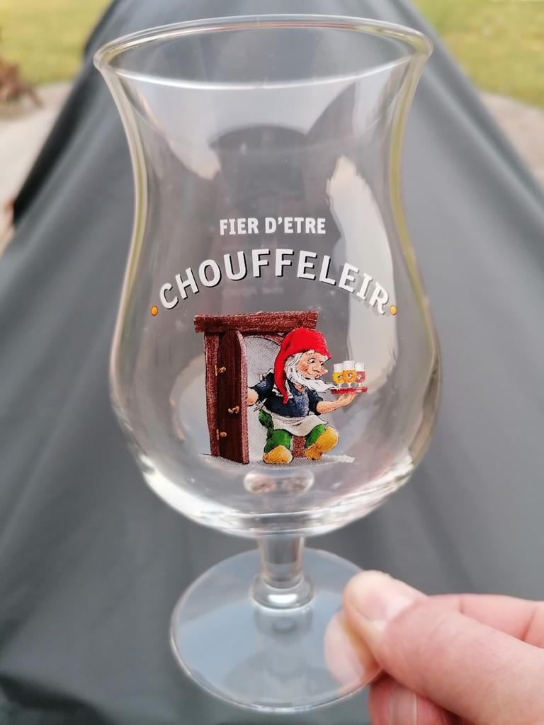 Apart bierglas"Chouffeleir" 2019., Verzamelen, Biermerken, Ophalen of Verzenden