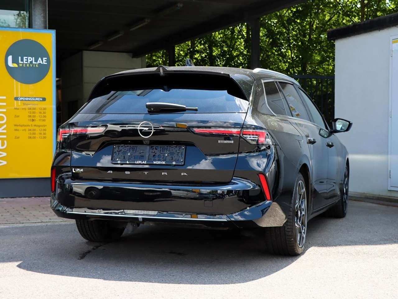 Opel Astra ULTIMATE HYBRID 180PK |ALCANTARA|360° CAMERA|NAV, Auto's, 0 min, 179 pk, Zwart, 5 deurs