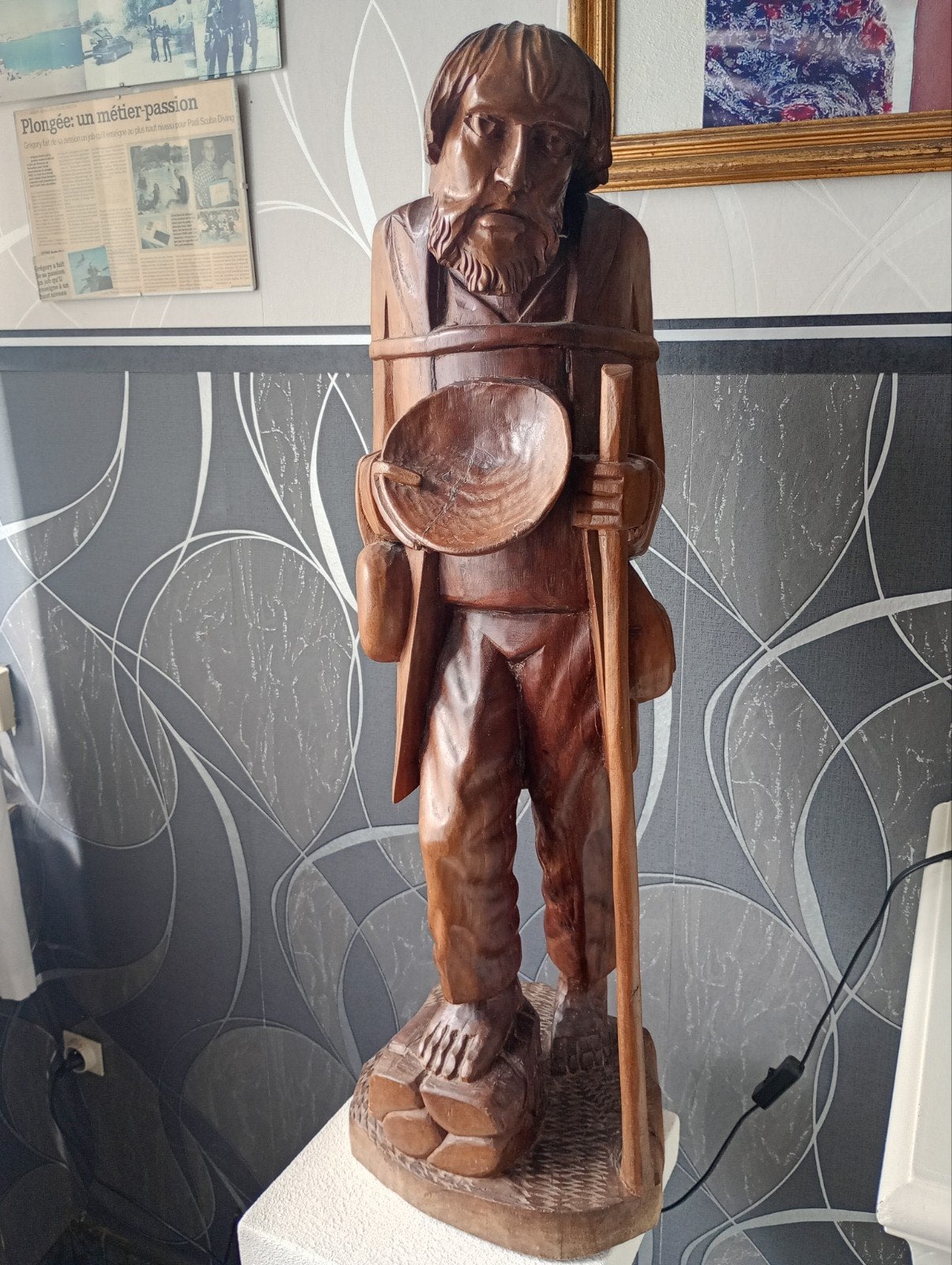 grande statue en bois, Ophalen
