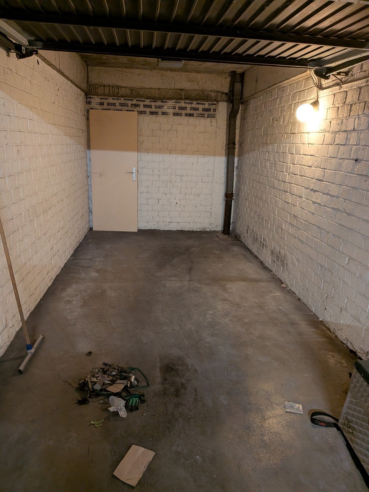 Garage a Vendre