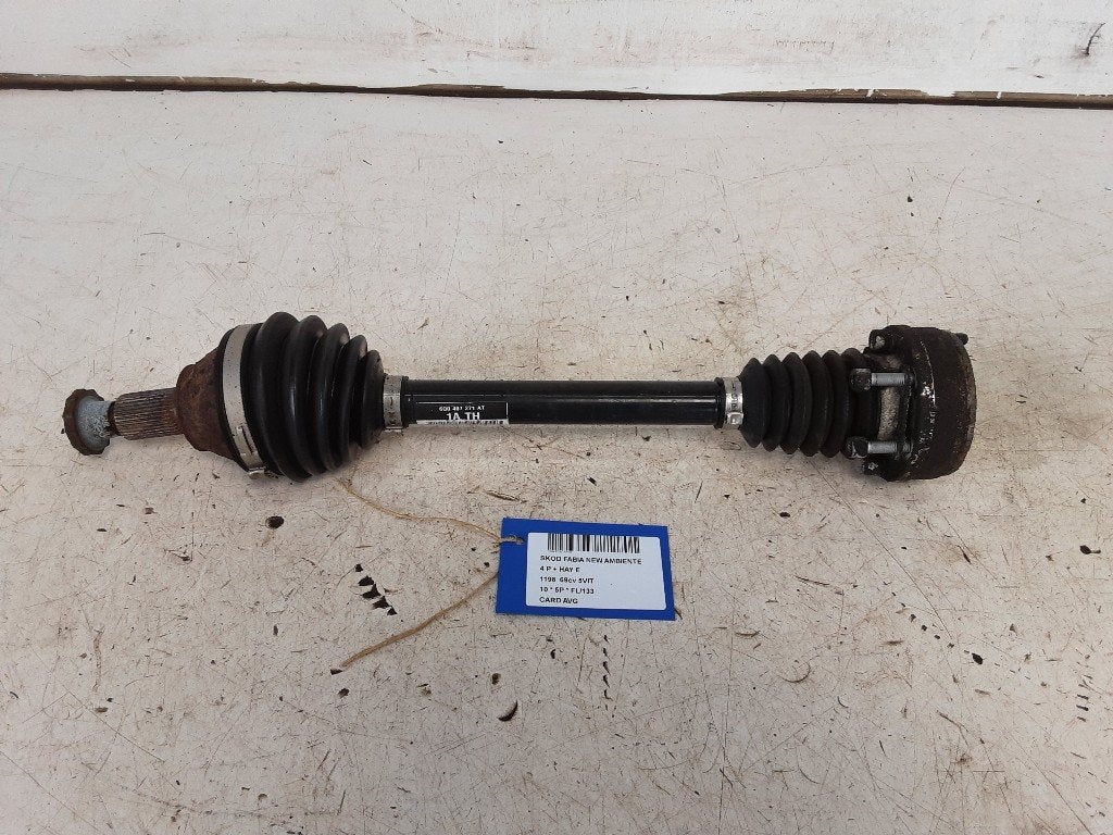 CARDAN AVANT GAUCHE (TRANSMISSION) Skoda Fabia II (5J), Mevr. I. Hauben, Utilisé, Skoda, Rue de l'Espoir 34 34
4030  GRIVEGNÉE, BE