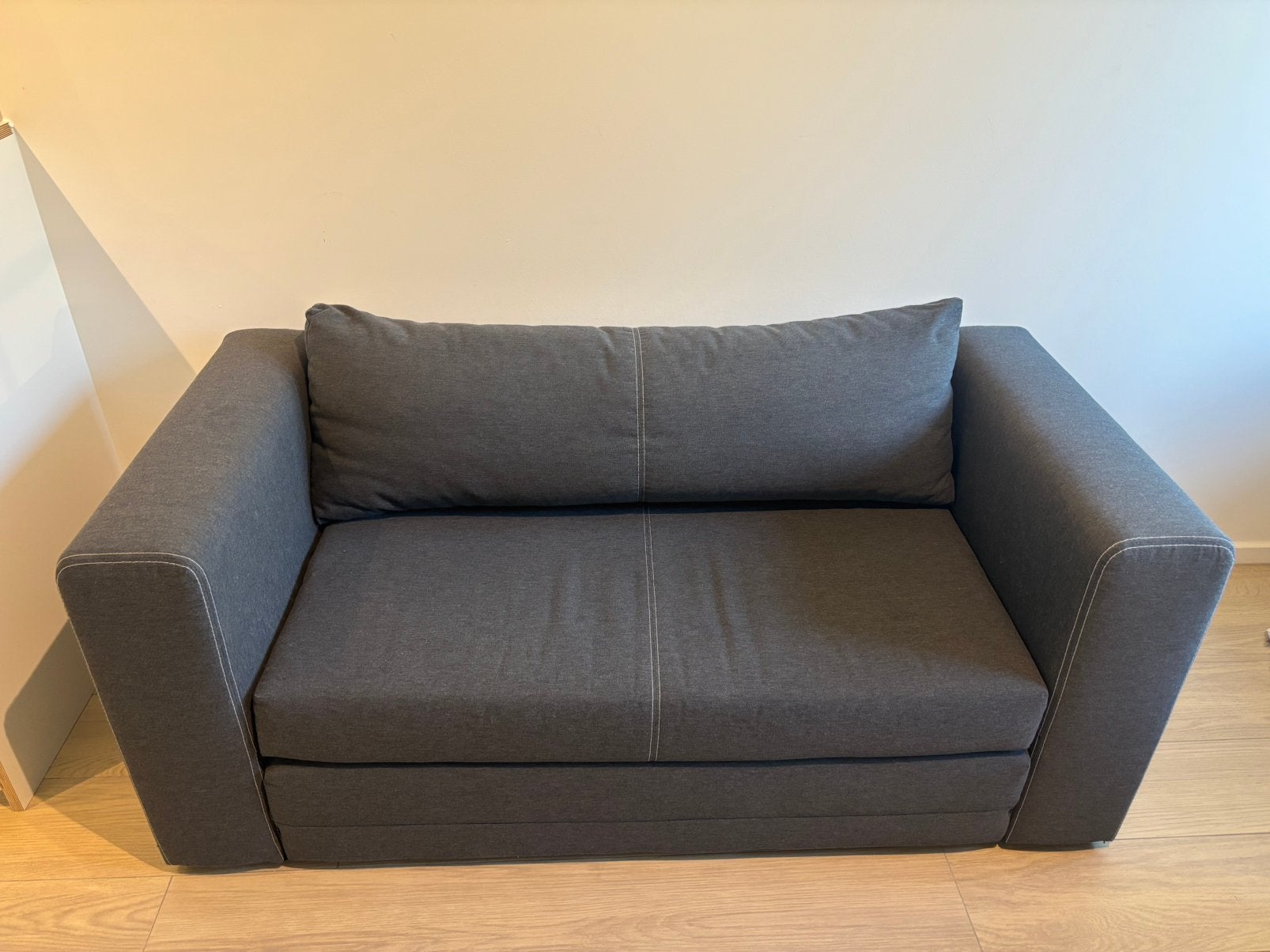 IKEA grijze bank (Askeby), Huis en Inrichting, Ophalen, Zo goed als nieuw, Twijfelaar