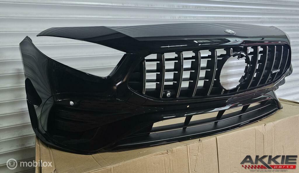 mercedes A35 AMG voorbumper W177 V177 FACELIFT, Auto-onderdelen, Gebruikt, Voor, Ophalen of Verzenden, Bumper