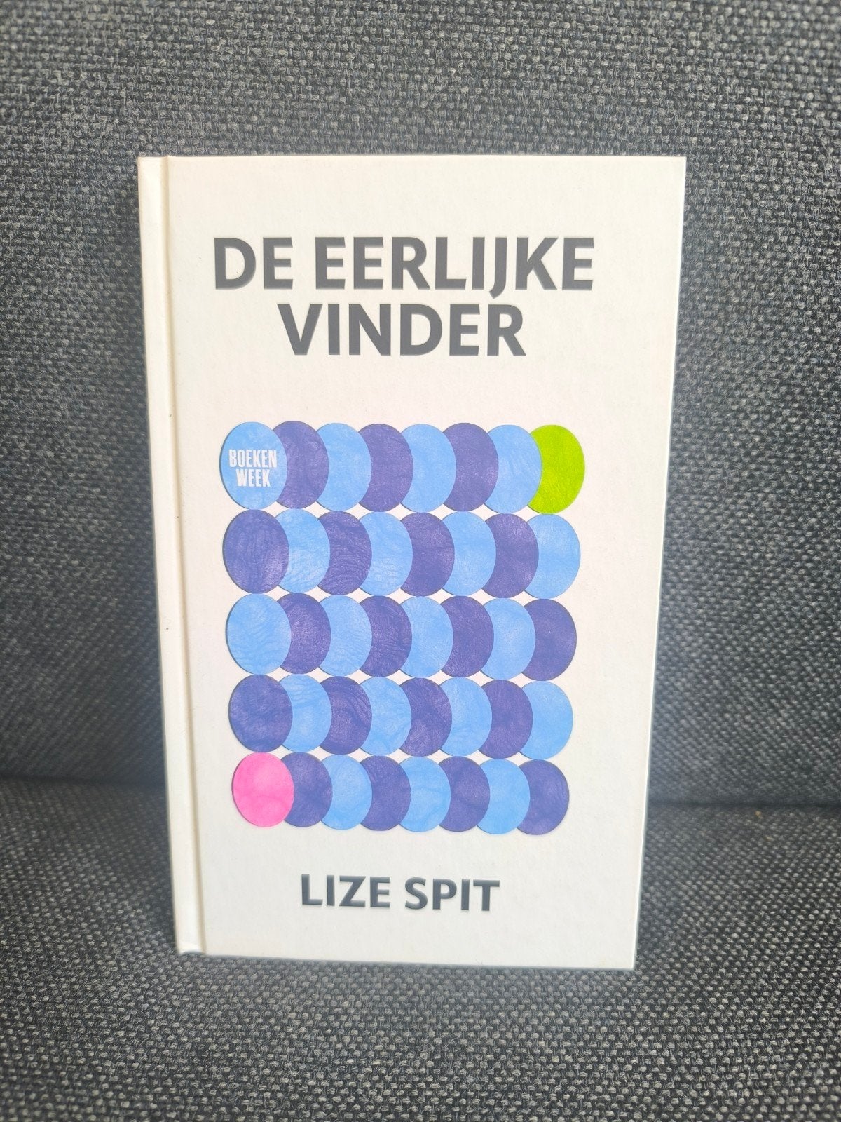 De eerlijke vinder (Lize Spit), Ophalen, Zo goed als nieuw, Lize Spit, België