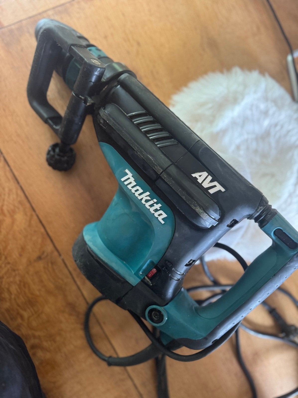 Makita breekhamer SDS max met beitels, Ophalen, Zo goed als nieuw, Makita