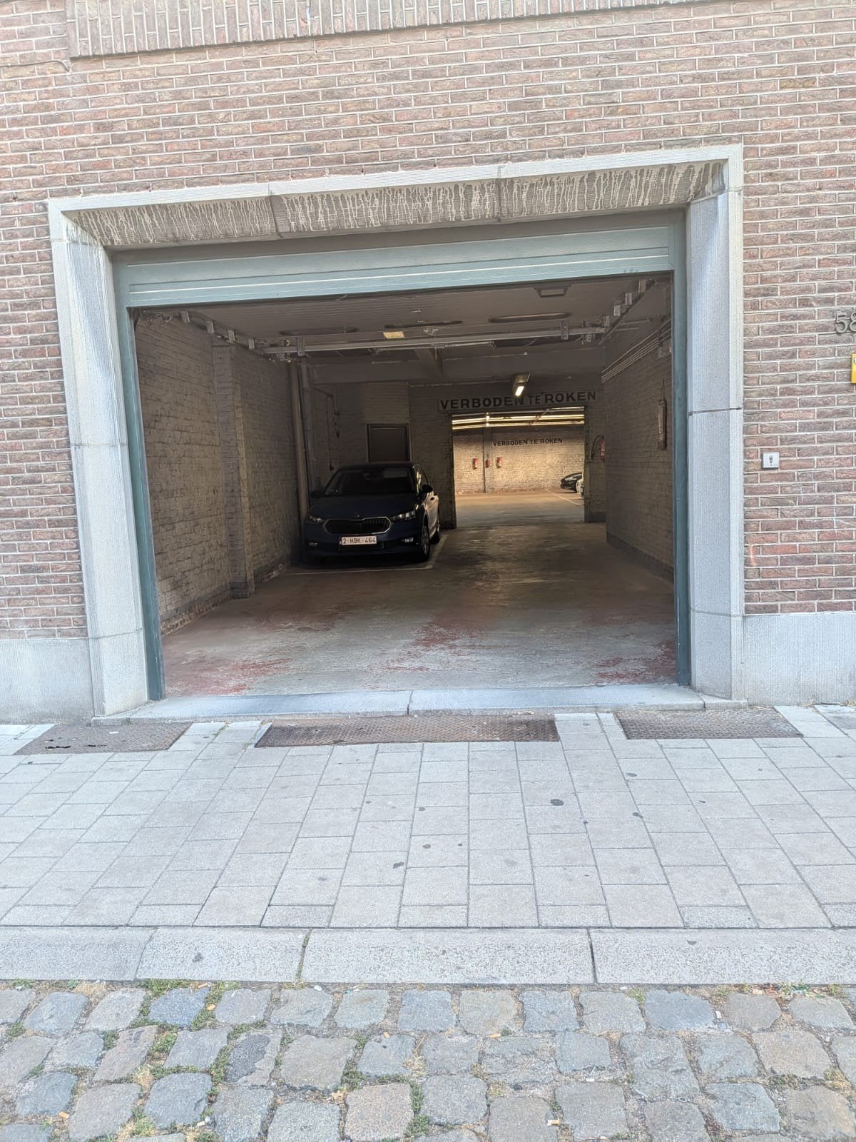 autostaanplaats / garage te huur, Immo