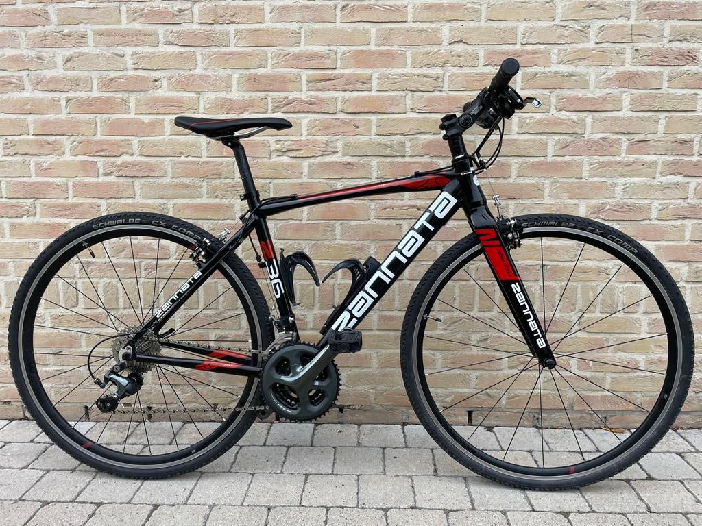 Zannata gravelbike met recht stuur maat S, Fietsen en Brommers, Ophalen, Zo goed als nieuw