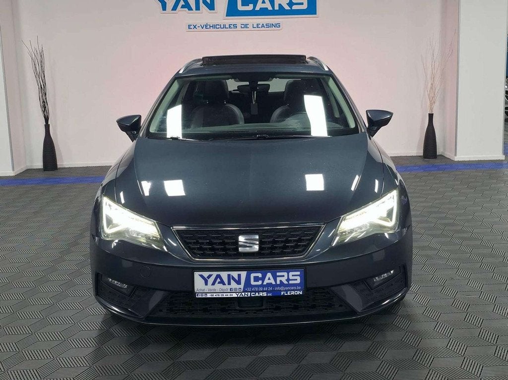 SEAT Leon SPORTS TOURER • DSG7 • ACC • CUIR CHAUFFANT, Autos, Seat, Cuir, Argent ou Gris, Entreprise, Noir