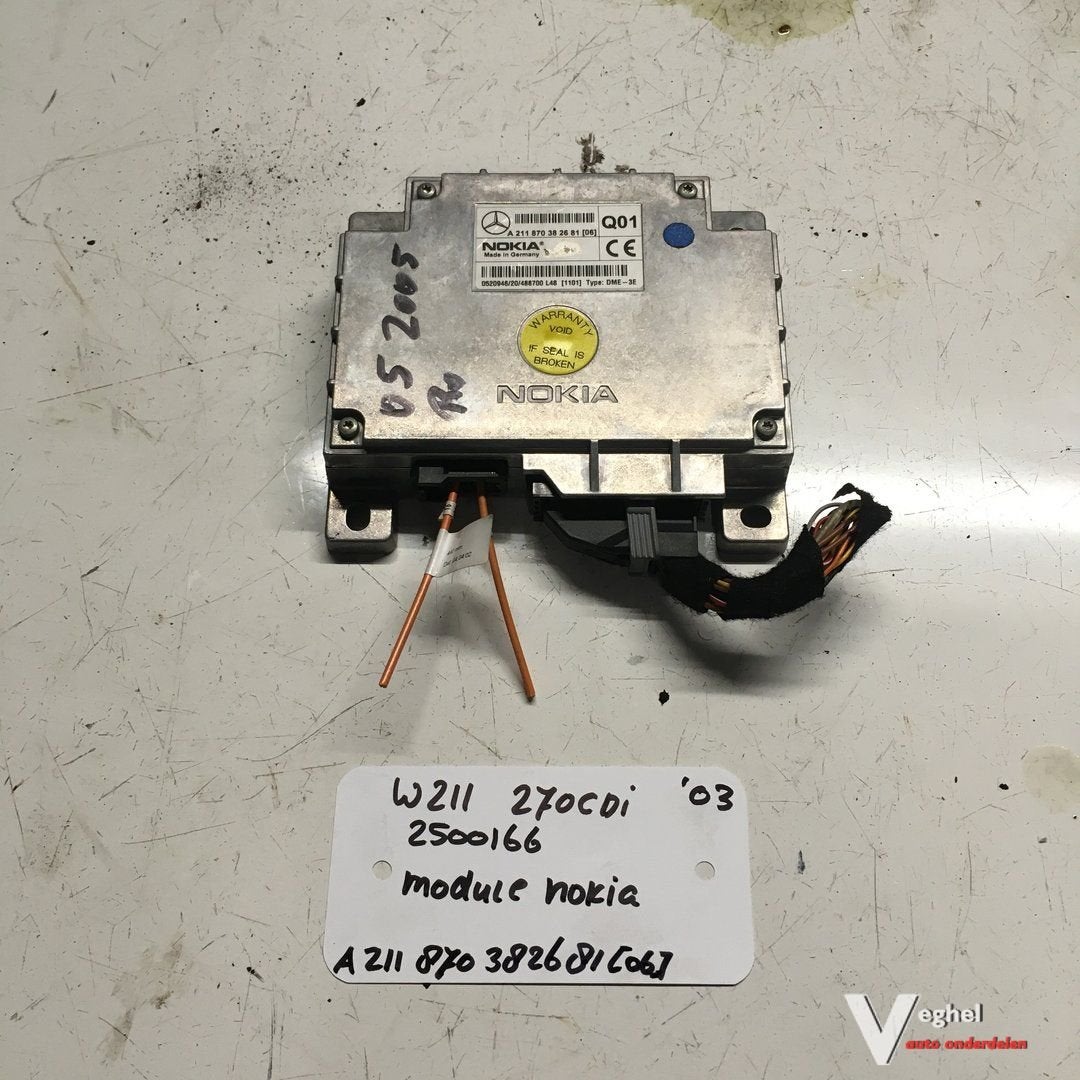 Mercedes W211 270 CDI sedan 2003 2500166  Module Nokia A 211, -, Utilisé, -, -
