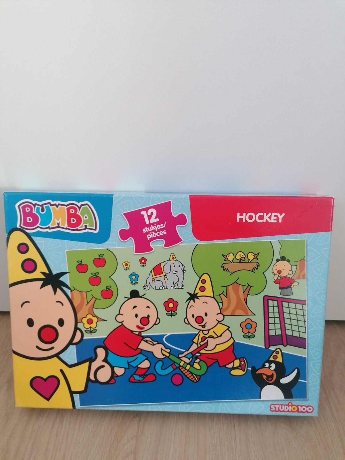Puzzle de hockey Bumba 12 pièces, Enlèvement ou Envoi, 10 à 50 pièces, Neuf, 2 à 4 ans
