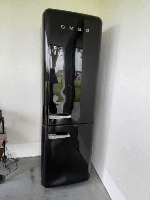 Smeg frigo diepvries - koeling werk niet, Elektronische apparatuur, Koelkasten en IJskasten, Gebruikt, Met vriesvak, Ophalen