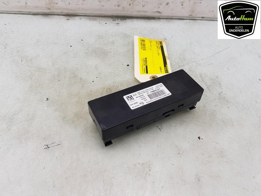 ORDINATEUR TELEPHONE (|9828266180|9816643980|1614101480|1635, Dhr. J. Ham, Administratie@autoham.nl, Utilisé, Peugeot