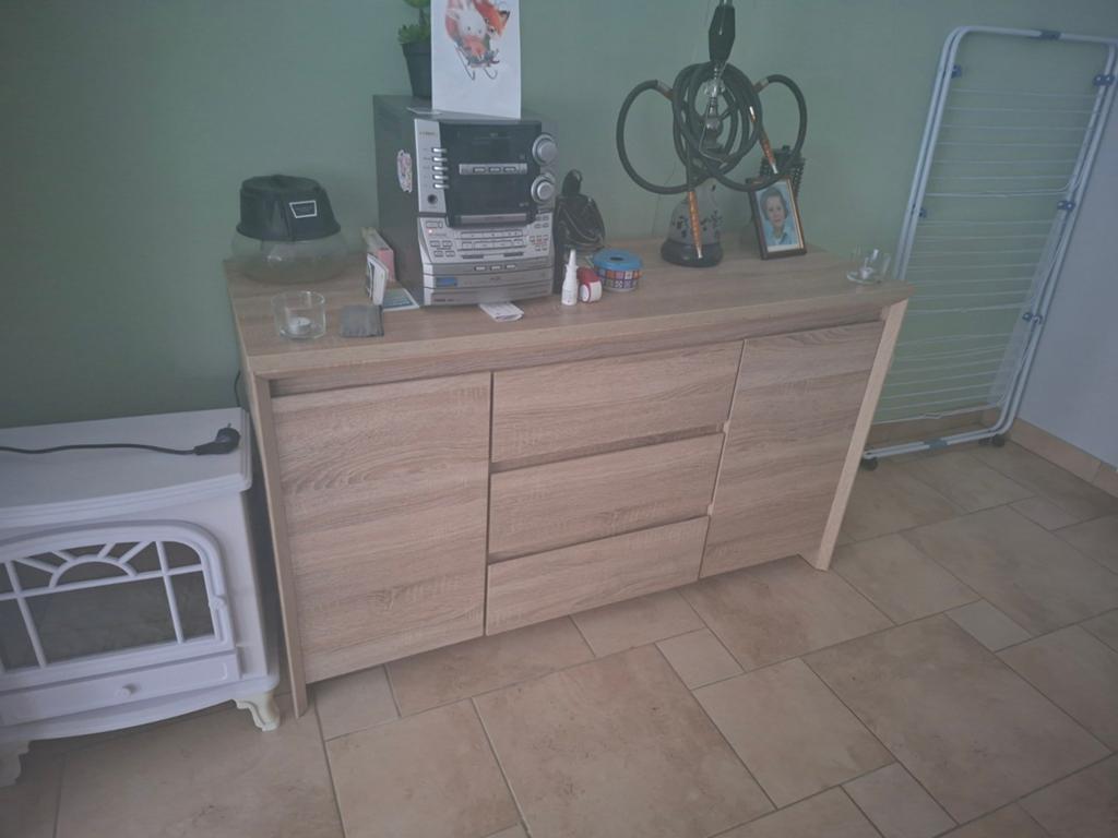 Living kast, Ophalen