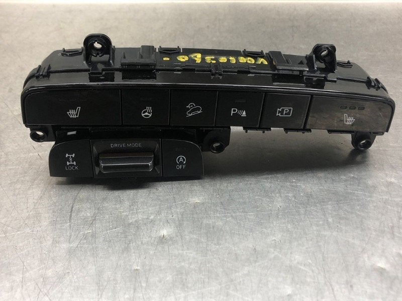 SCHAKELAARS DIVERSEN Hyundai Tucson (NX) (|93350N7280LM5|), Gebruikt, Hyundai