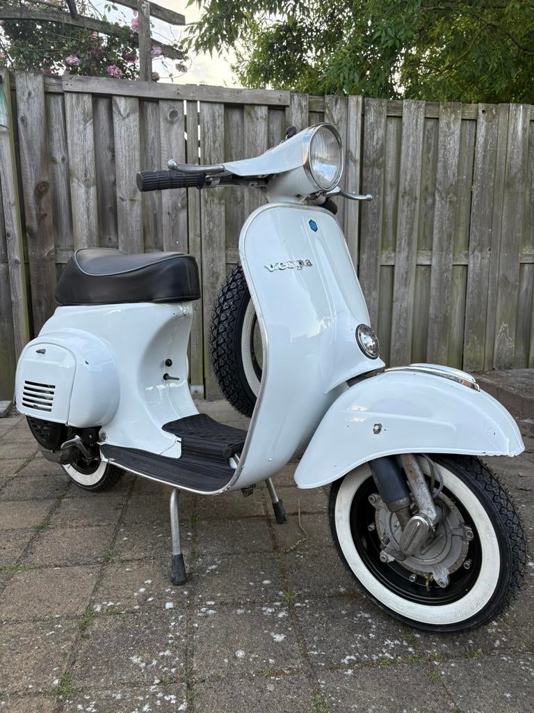 Vespa 125 Primavera, Fietsen en Brommers, Ophalen, Zo goed als nieuw