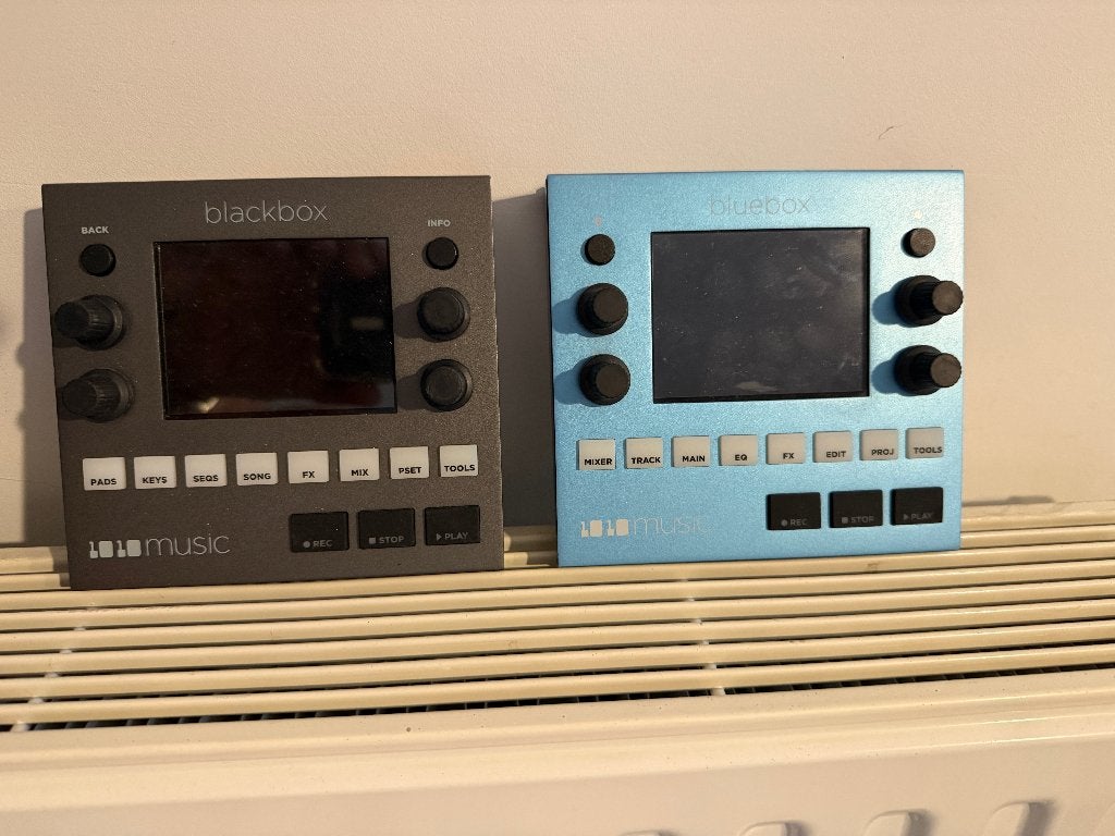 SYNTHS/SAMPLERS/MIXERS, Enlèvement ou Envoi, Comme neuf, Autres marques