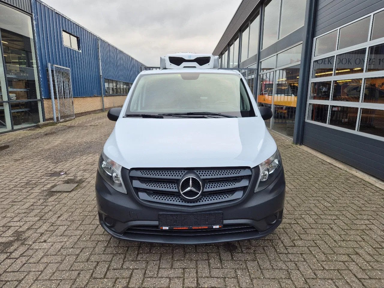 Mercedes-Benz Vito 114 CDI L2 Koelwagen Zanotti +20C/-15C st, Auto's, Bestelwagens en Lichte vracht, Gebruikt, Euro 6, 4 cilinders