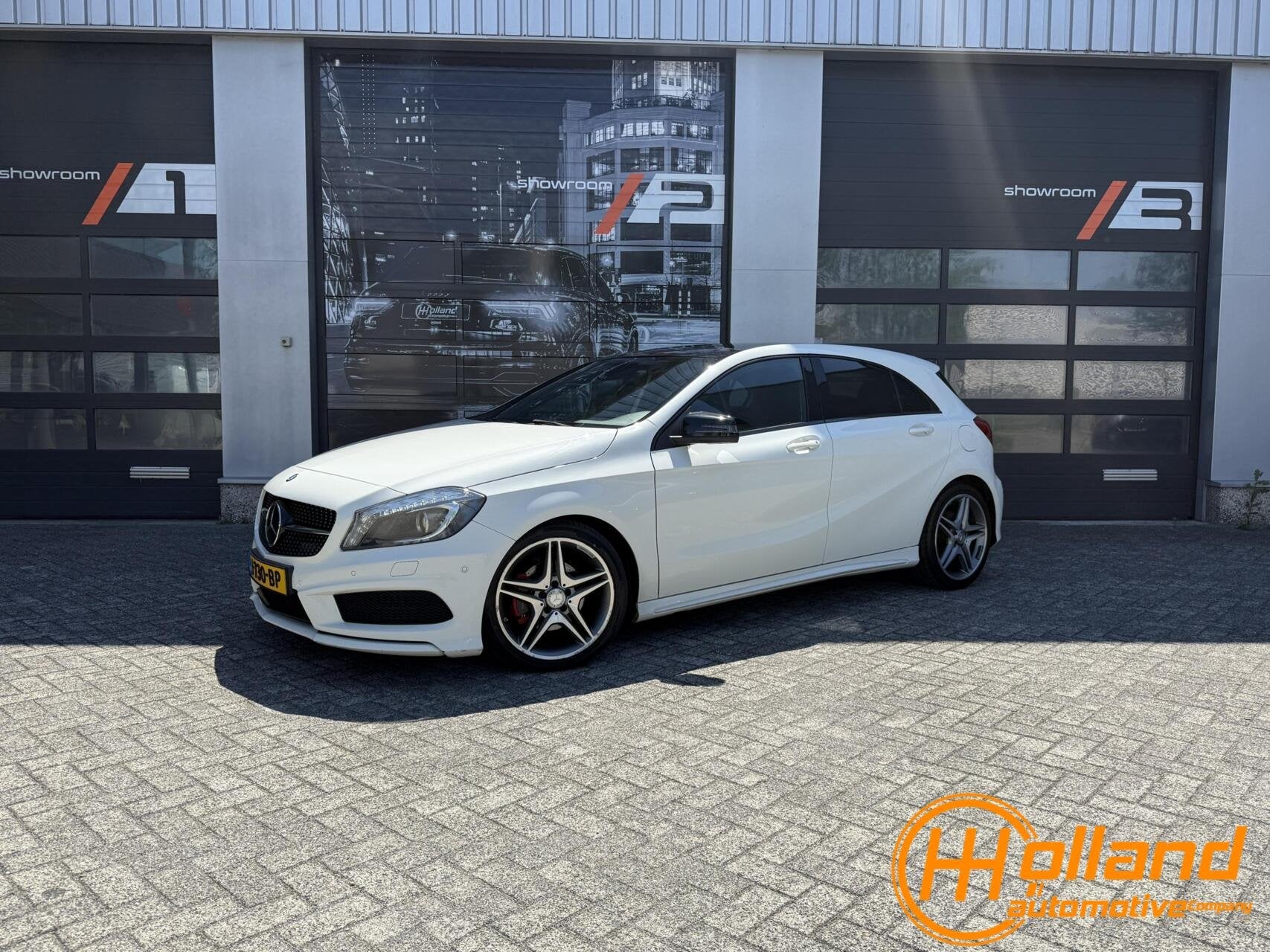 Mercedes A-klasse A200 AMG|Pano|Navi|Distronic|LED, Autos, Cuir, Classe A, Achat, 124 g/km