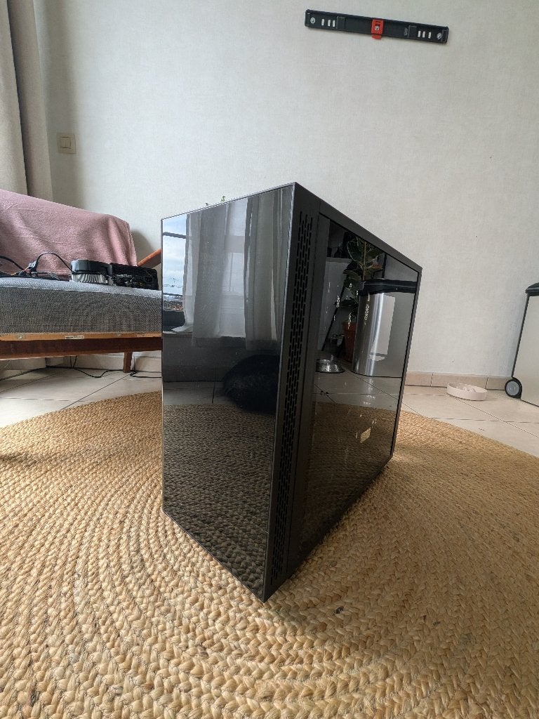 Thermaltake View 31 Tempered Glass RGB Edition, Informatique & Logiciels, Boîtiers d'ordinateurs, Enlèvement, Utilisé