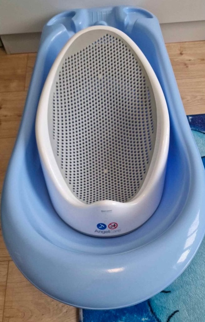 Baignoire pour bébé avec son transat, Enfants & Bébés, Bains & Soins, Autres marques, Enlèvement, Utilisé, Standard