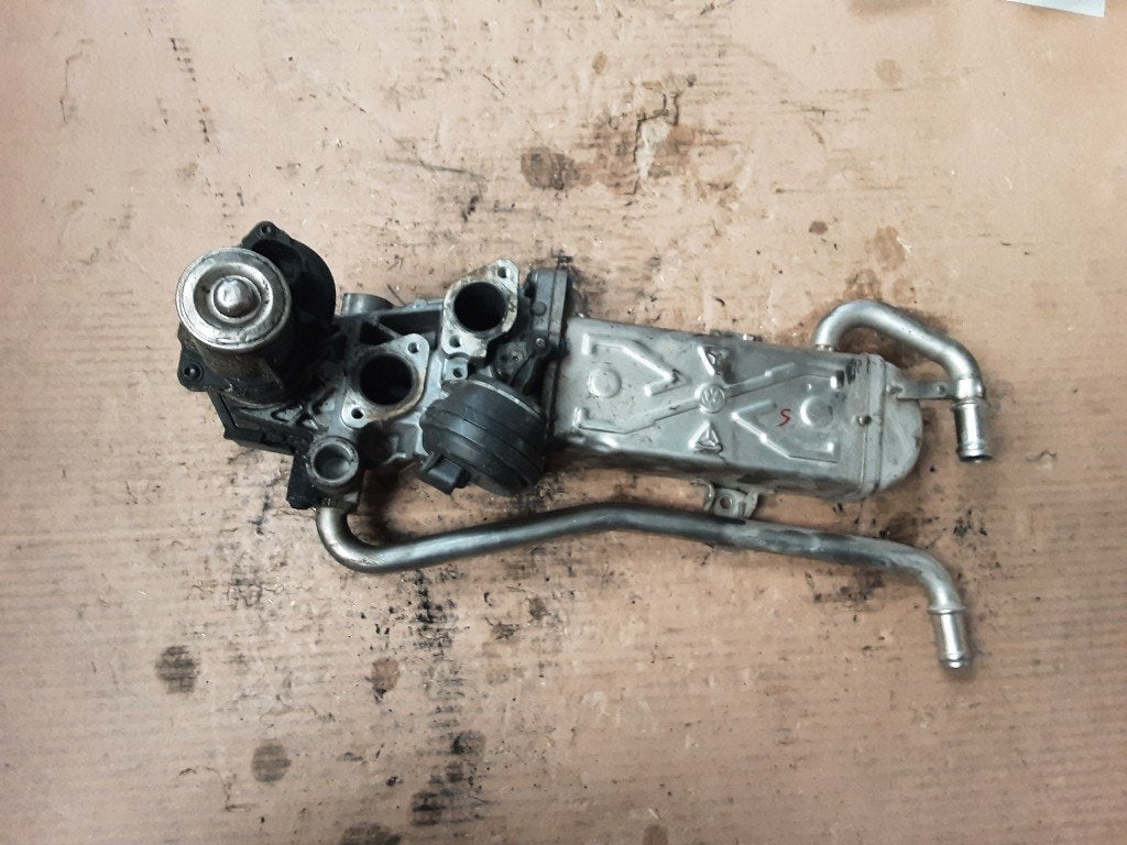 VANNE EGR Volkswagen Golf VI (5K1) (30L131512C), Volkswagen, Volkswagen AG, Utilisé, Kundenbetreuung@volkswagen.de