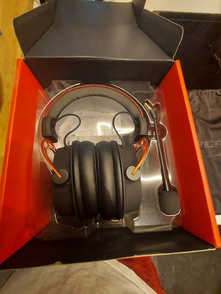 Casque gaming HyperX Cloud Alpha – état parfait, TV, Hi-fi & Vidéo, Casques audio, Enlèvement