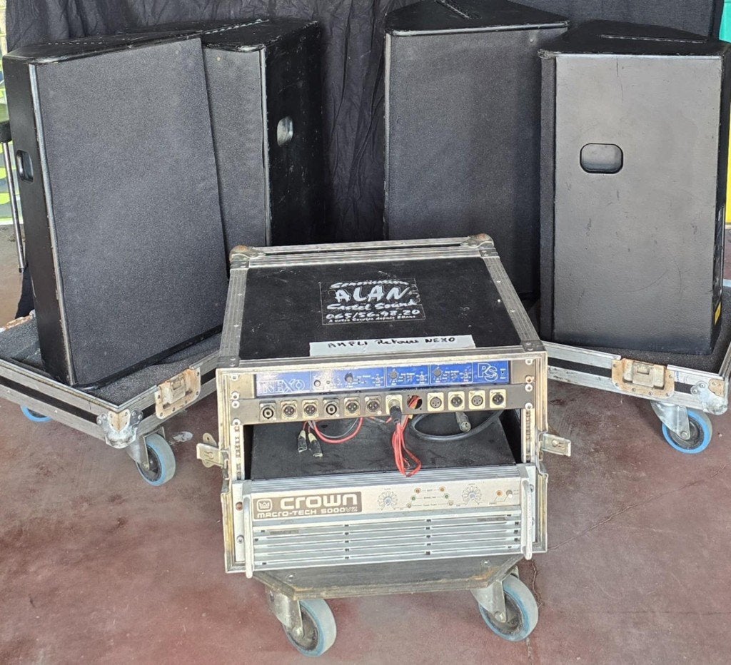 Enceintes de sono pro à vendre avec ampli, Musique & Instruments, Enlèvement, Utilisé, 500 à 1000 watts, Sono