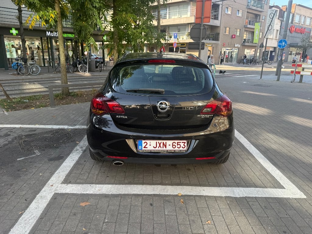 Opel Astra 1.4i, Cuir, Euro 5, Achat, 1503 kg