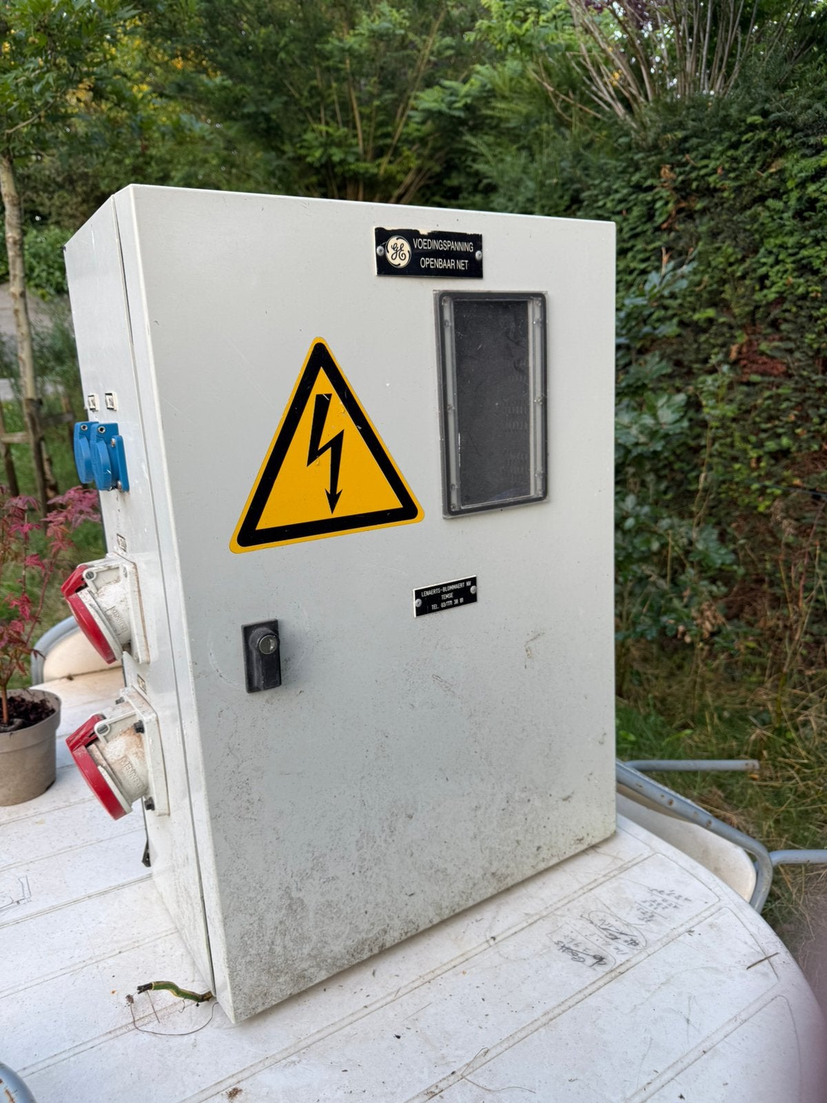 Werfkast elektriciteit, Enlèvement, Utilisé