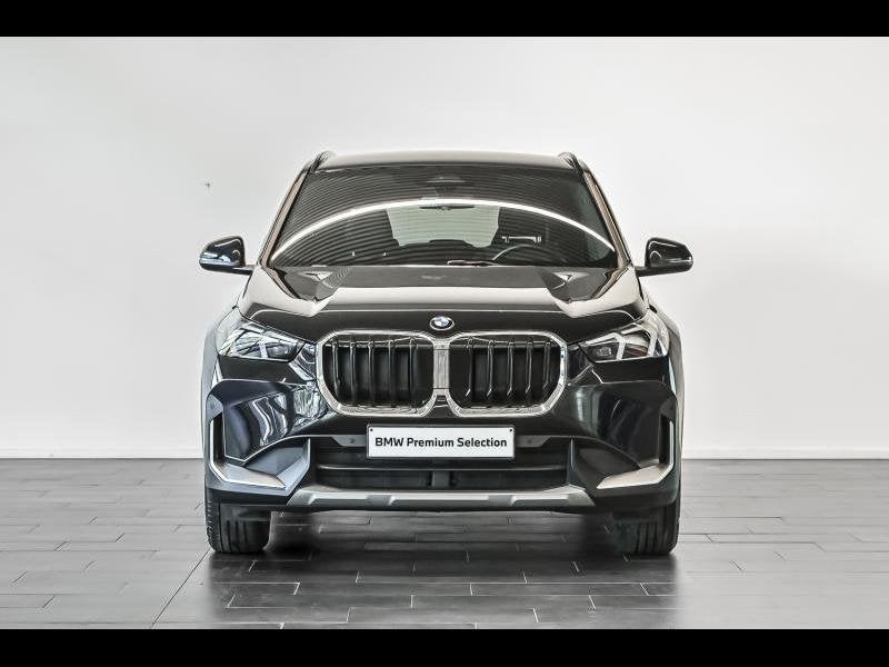 BMW X1 sDrive18i, 136 pk, Zwart, Bedrijf, 5 deurs