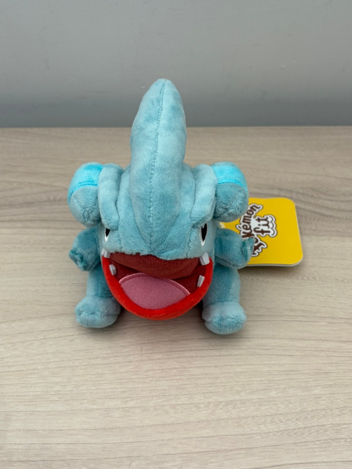 Pokémon Fit Gible Plush Japanese Pokémon Center 2021 Tags, Ophalen of Verzenden, Zo goed als nieuw