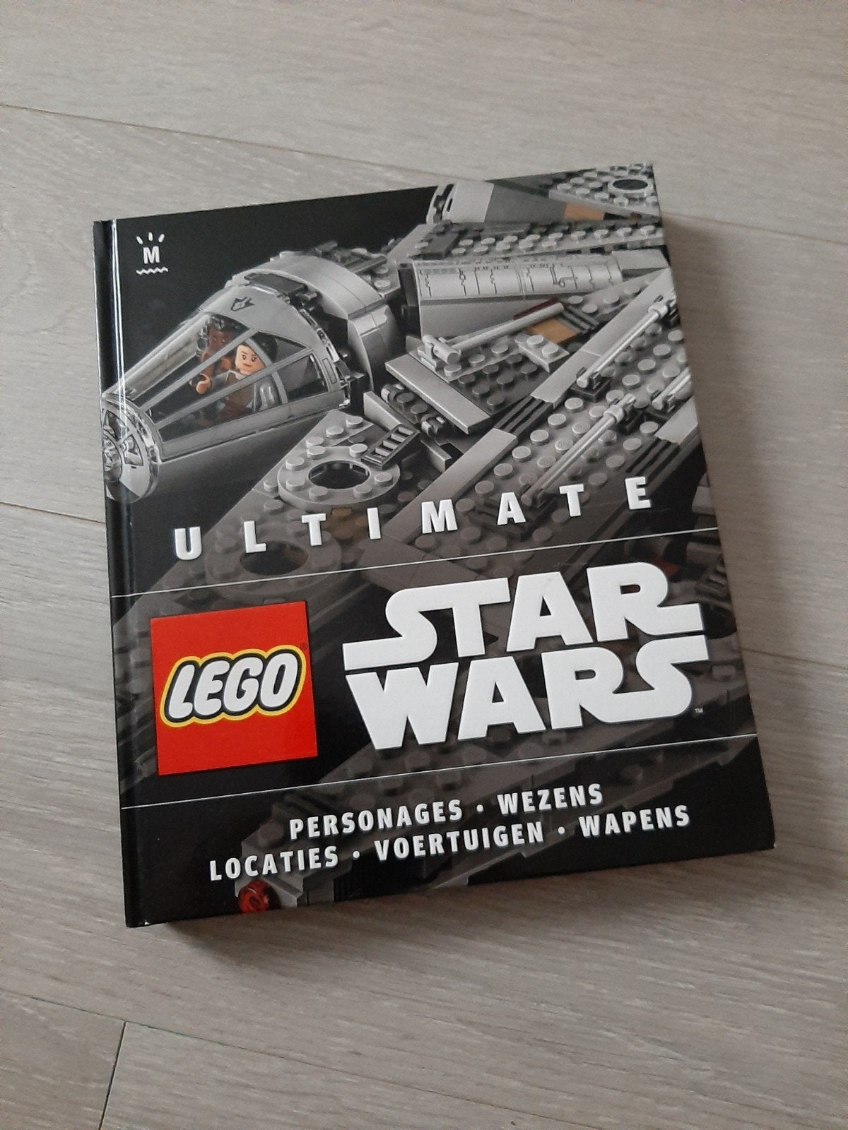 lego star wars boek, Verzamelen, Ophalen of Verzenden, Zo goed als nieuw, Boek of Poster