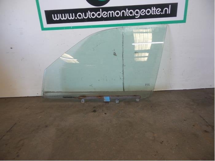 Vitre portière 4portes avant gauche d'un Volkswagen Passat, Autos : Pièces & Accessoires, Volkswagen, -, Utilisé, -