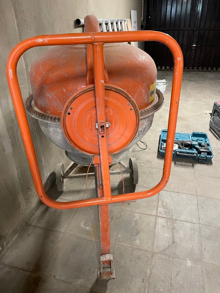 Malaxeur à béton Lescha SM 145 S — 140 litres., Enlèvement, Comme neuf