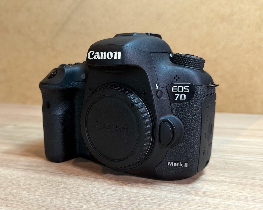 Canon 7D MkII, plus lenzen, plus tas., TV, Hi-fi & Vidéo, Appareils photo numériques, Canon, Pare-soleil, Enlèvement, Utilisé